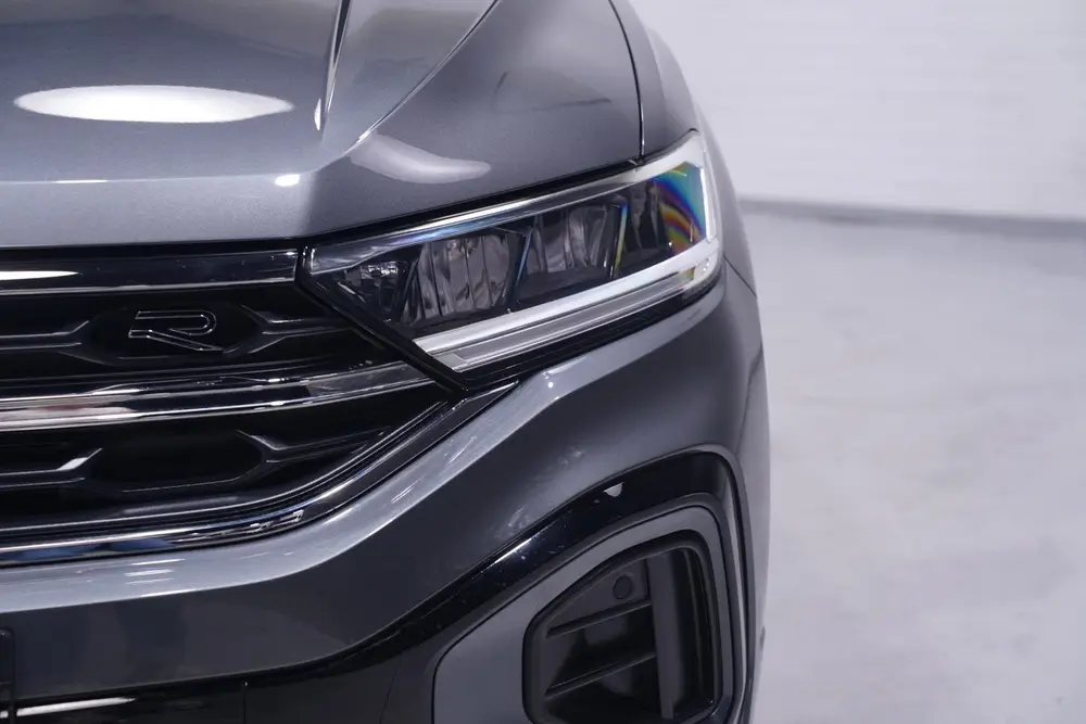 Volkswagen T-Roc 1.5 TSI R-Line Apple Carplay Panodak Achter uit 2025, foto 4