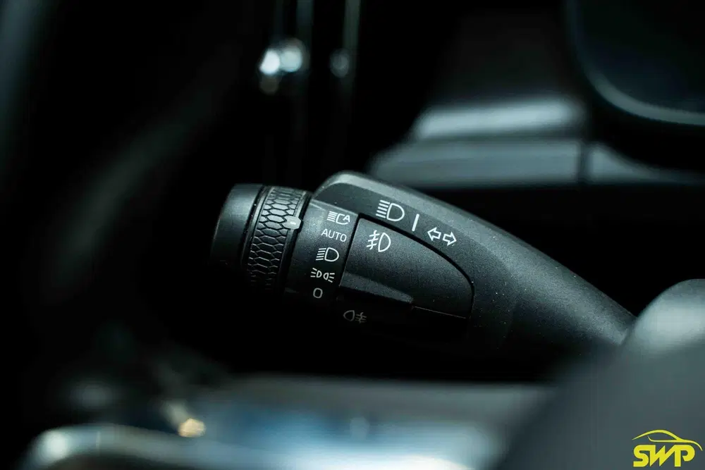 Volvo XC40 1.5 T4 Plug-in hybrid Plus Dark uit 2023, foto 12