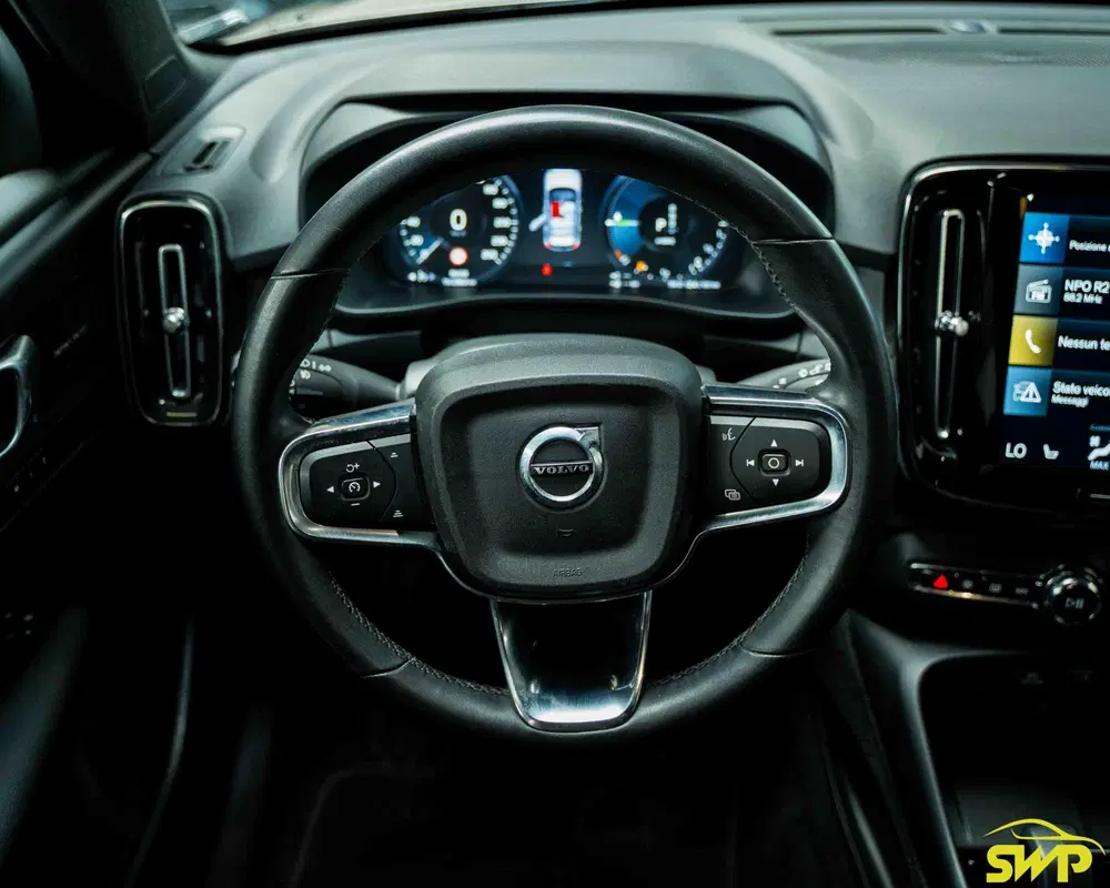 Volvo XC40 1.5 T4 Plug-in hybrid Plus Dark uit 2023, foto 20