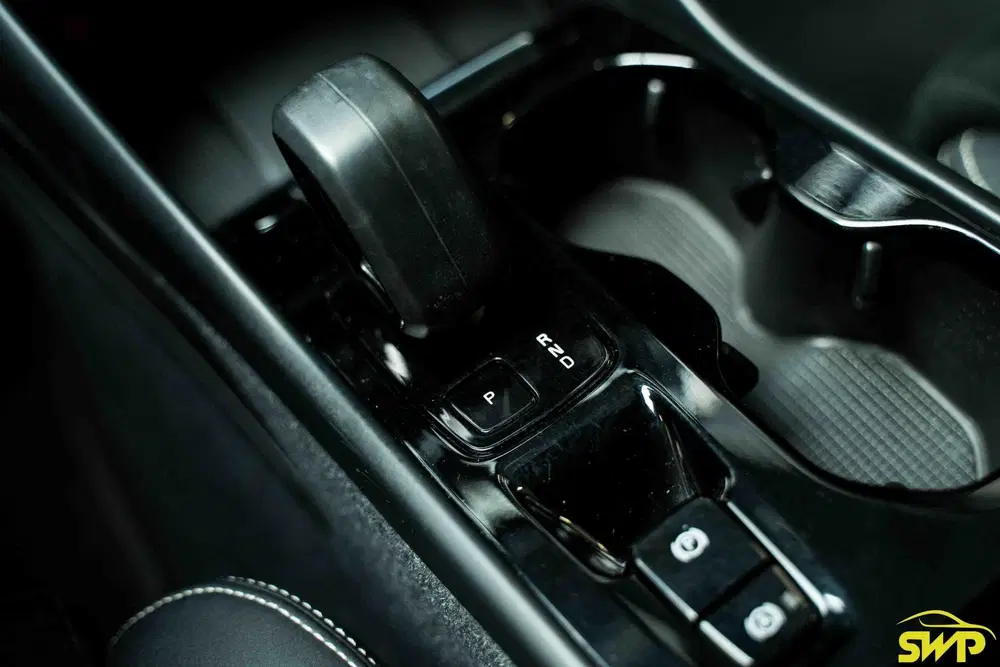 Volvo XC40 1.5 T4 Plug-in hybrid Plus Dark uit 2023, foto 5