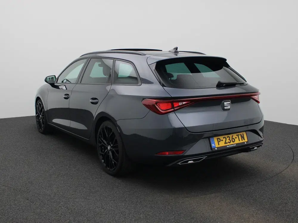 SEAT Leon 1.5 eTSI FR Business Intense uit 2022, foto 2