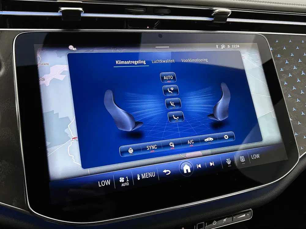 Mercedes-Benz E-Klasse 300 e AMG Plug-In Hybride uit 2025, foto 10