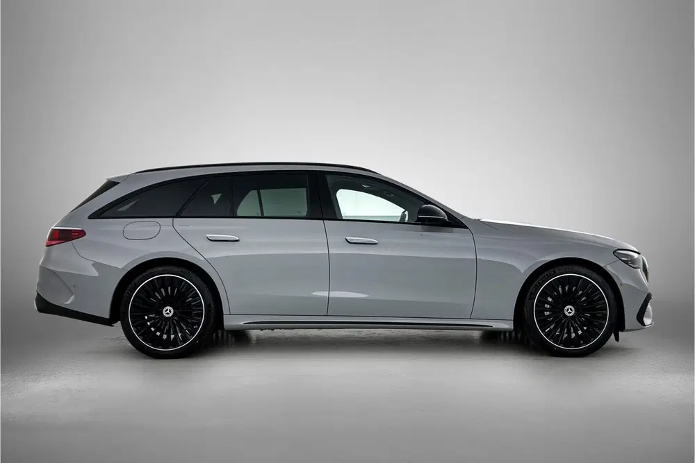Mercedes-Benz E-Klasse 300 e AMG Plug-In Hybride uit 2025, foto 12