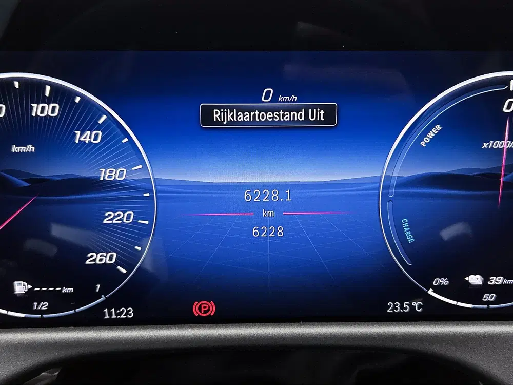 Mercedes-Benz E-Klasse 300 e AMG Plug-In Hybride uit 2025, foto 5
