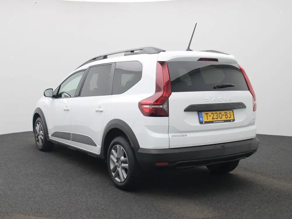 Dacia Jogger 1.0 TCe 100 ECO-G Expression 5p. uit 2023, foto 2