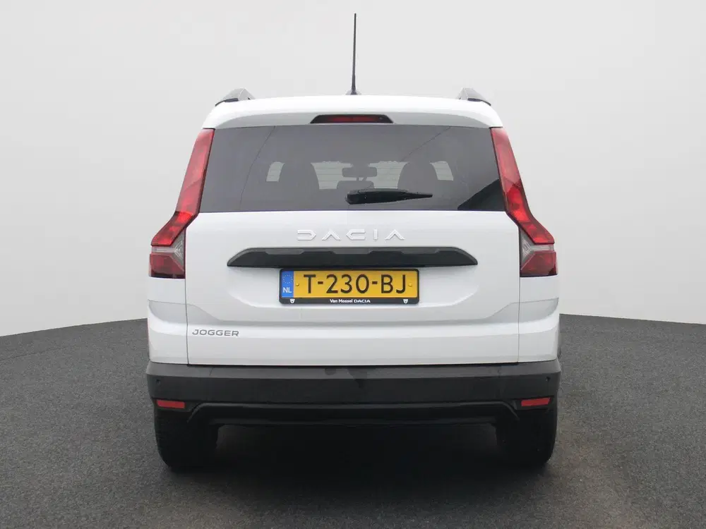 Dacia Jogger 1.0 TCe 100 ECO-G Expression 5p. uit 2023, foto 5