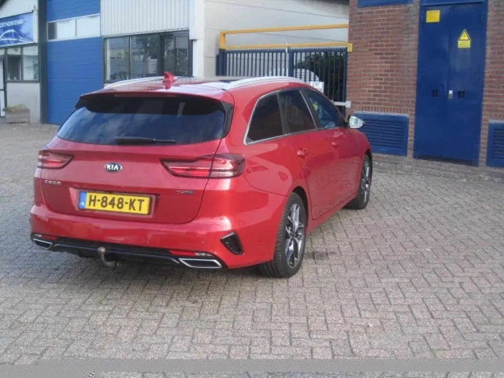 Kia Ceed GT-Line uit 2020, foto 4