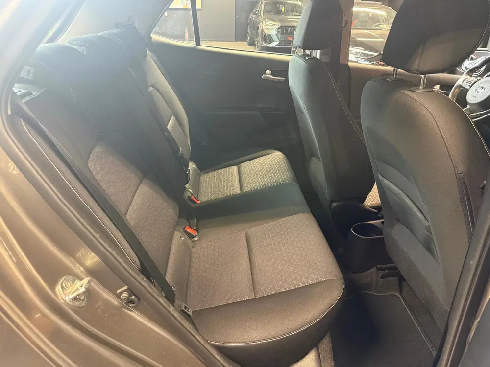 Kia Picanto 1.2 CVVT Dynamic Line Camera uit 2019, foto 16
