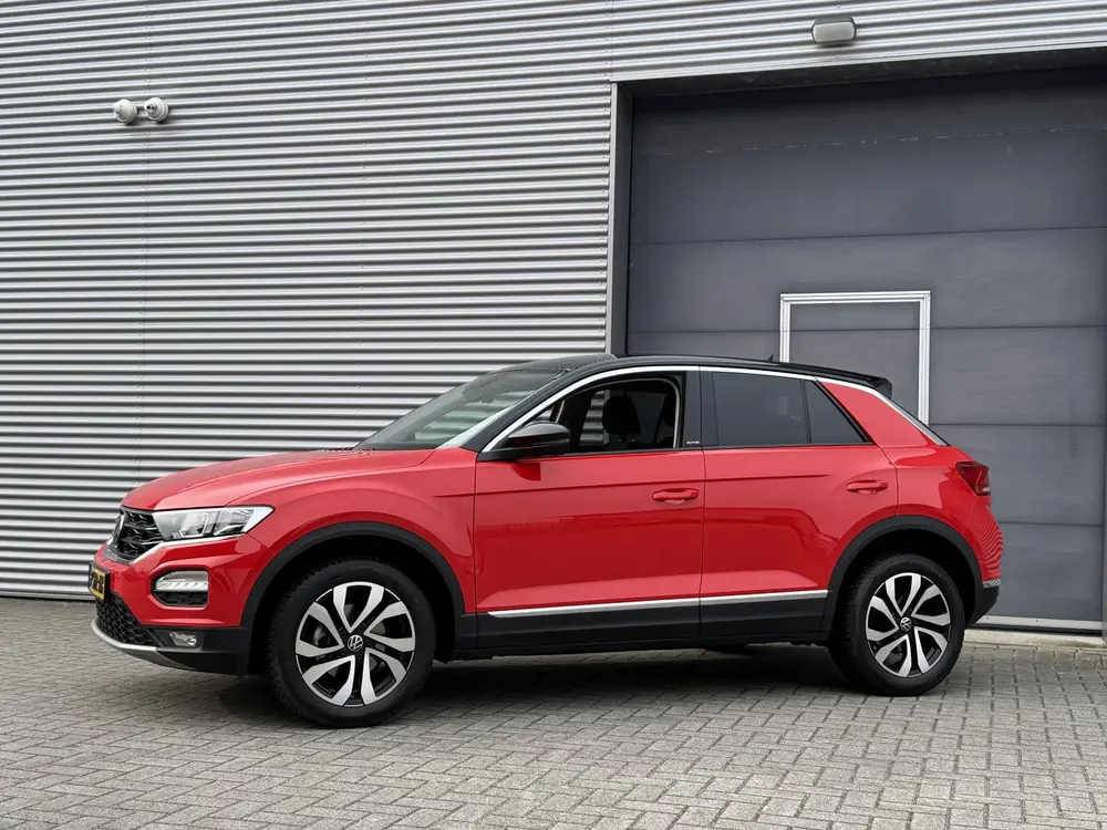Volkswagen T-Roc 1.5 TSI Active I Automaat I Carplay I 20.00 uit 2021, foto 3