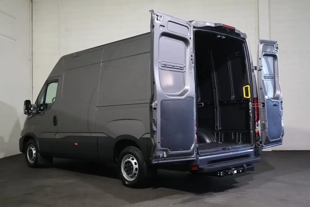 Iveco Daily 35S18 Hi-Matic L2 H2 Airco Navigatie Trekh uit 2024, foto 10