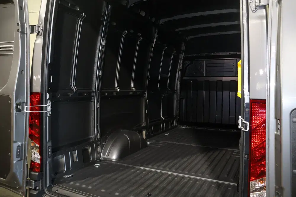 Iveco Daily 35S18 Hi-Matic L2 H2 Airco Navigatie Trekh uit 2024, foto 14