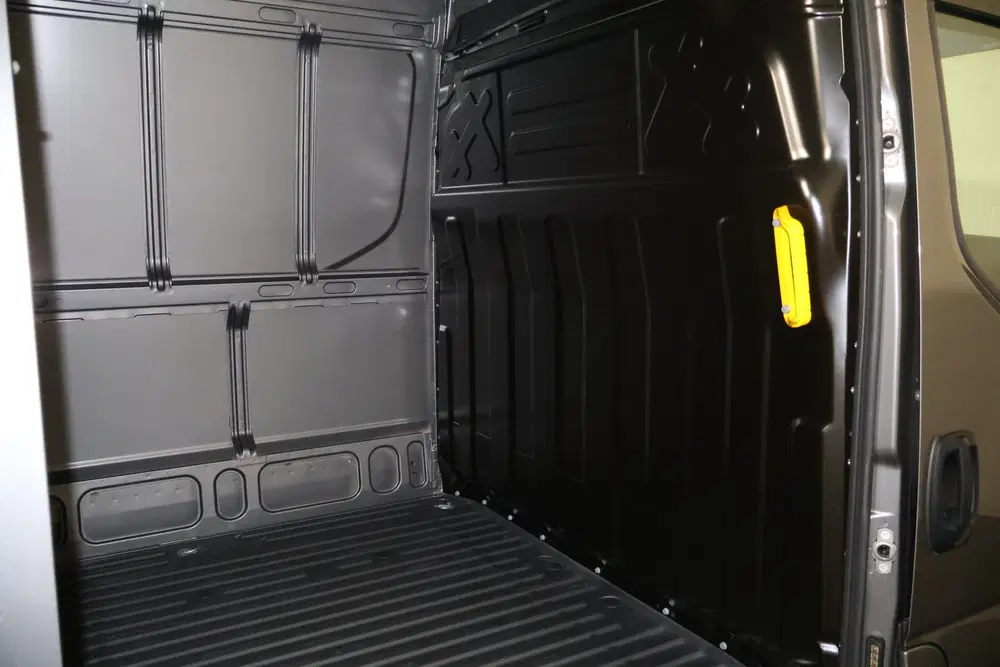 Iveco Daily 35S18 Hi-Matic L2 H2 Airco Navigatie Trekh uit 2024, foto 15