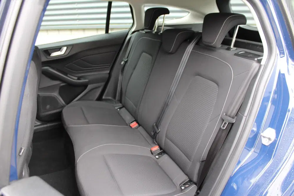 Ford Focus Wagon 1.0 EcoBoost 100pk Trend Edition Bus uit 2019, foto 13