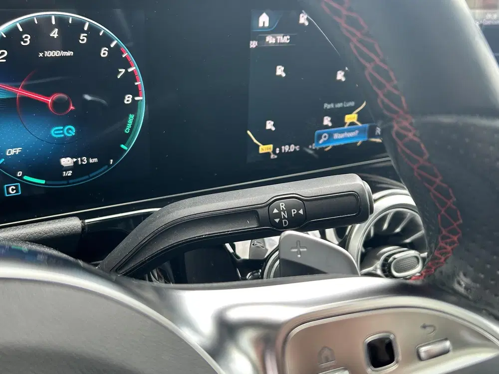 Mercedes-Benz GLA 250 e AMG Line uit 2022, foto 17