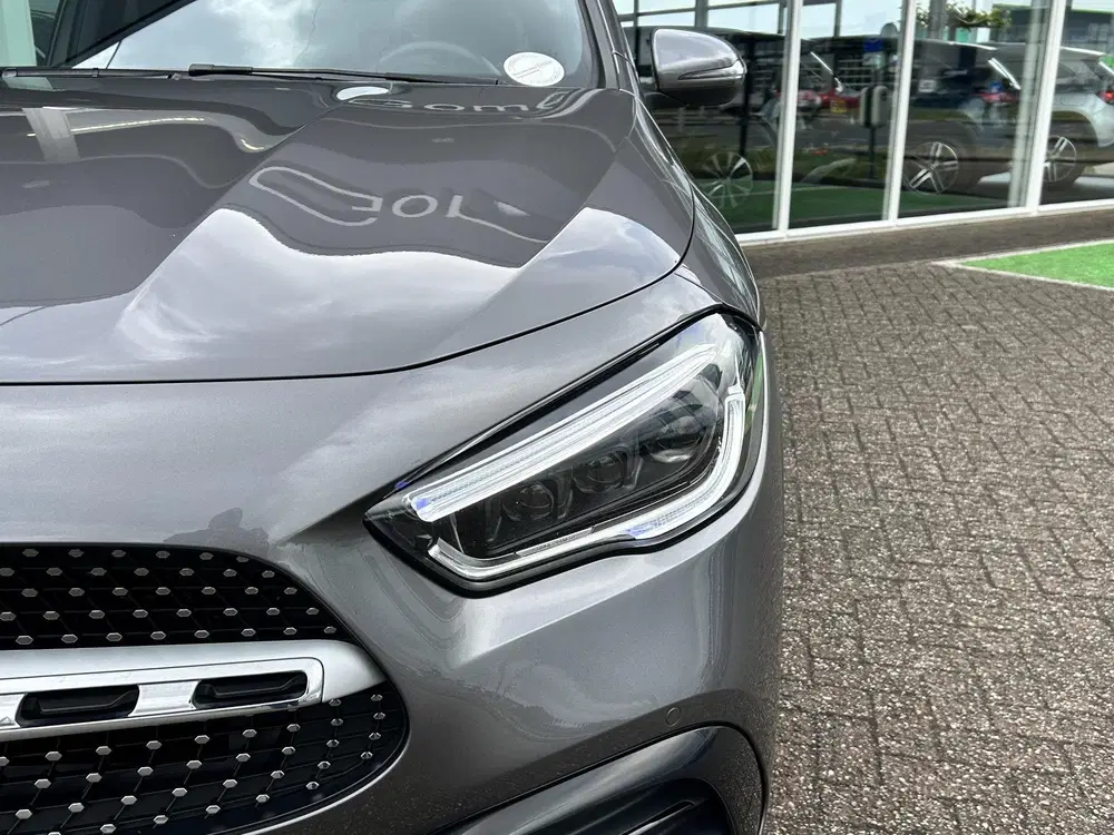 Mercedes-Benz GLA 250 e AMG Line uit 2022, foto 19
