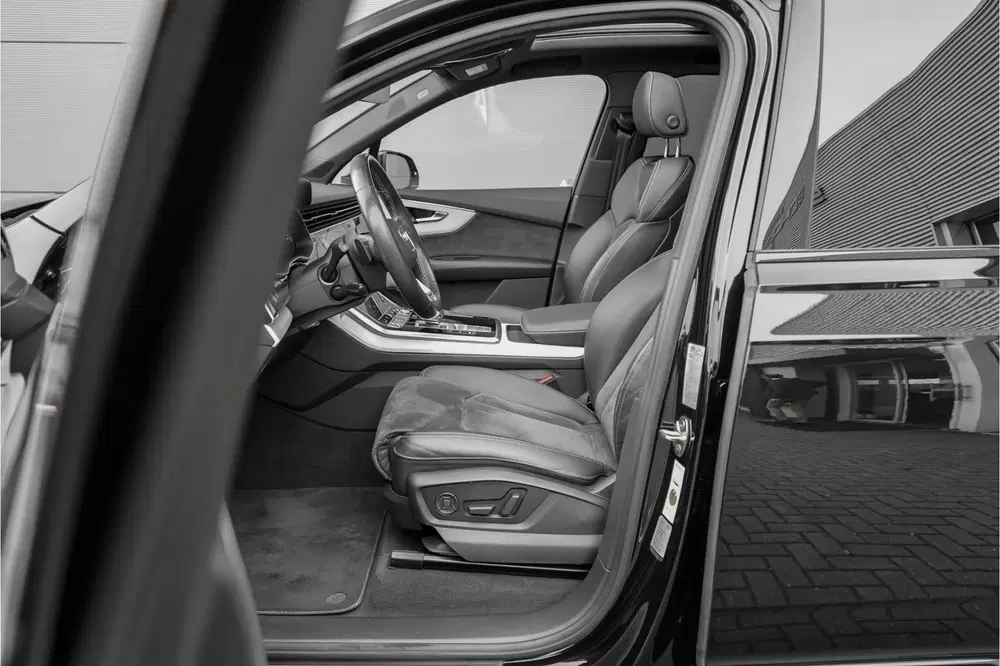 Audi Q7 55 TFSI e Quattro Pro Line S-Line Pano ACC uit 2021, foto 4