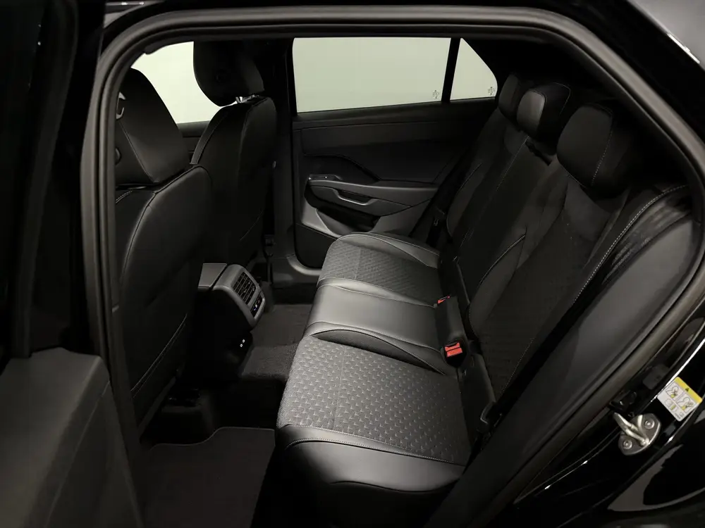 Volkswagen T-Roc 1.5 TSI e R-Line Edition Nieuwe model!, Cam uit 2026, foto 9