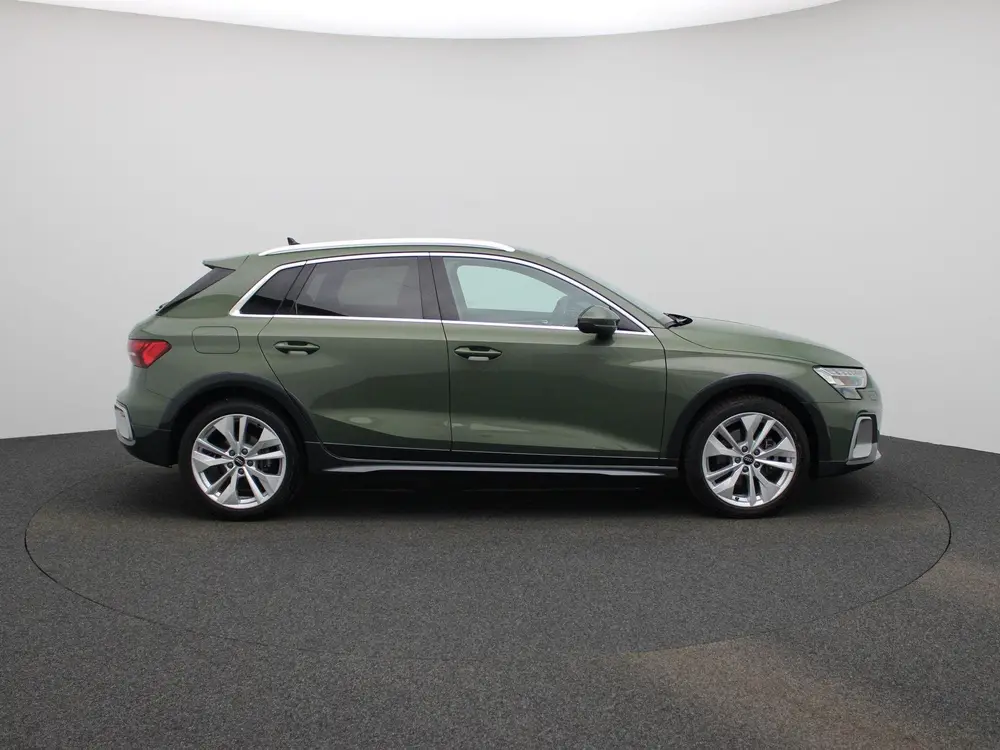 Audi A3 40 TFSI e Advanced edition l Adaptive crui uit 2025, foto 6