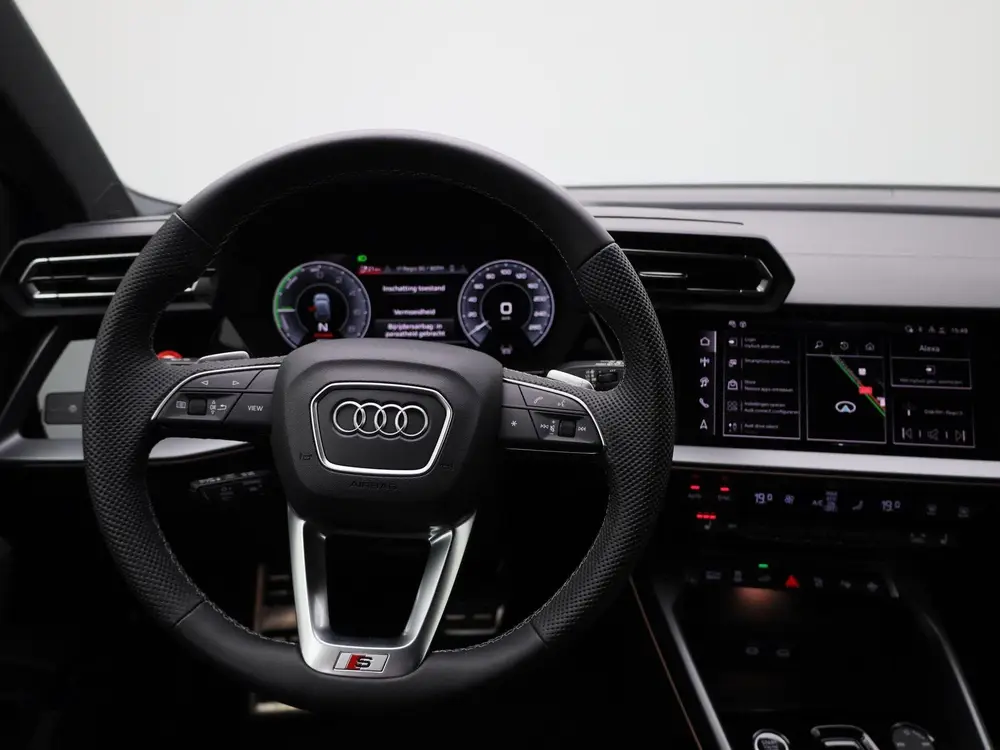 Audi A3 40 TFSI e Advanced edition l Adaptive crui uit 2025, foto 7