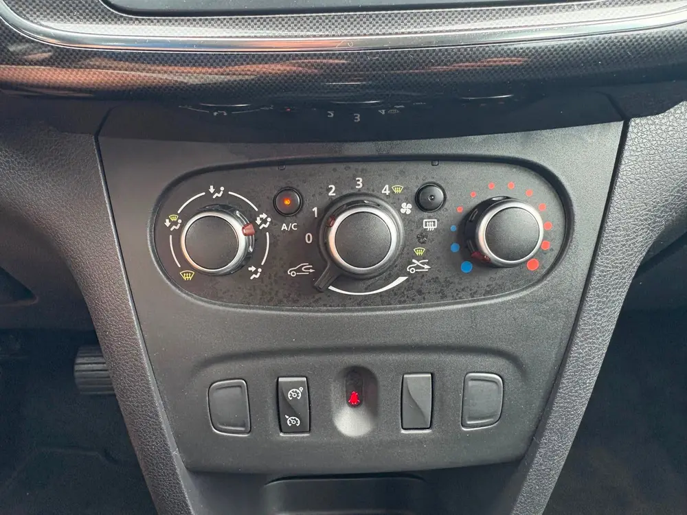 Dacia Logan MCV 0.9 TCe Laureate uit 2019, foto 12