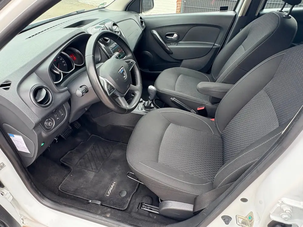 Dacia Logan MCV 0.9 TCe Laureate uit 2019, foto 9