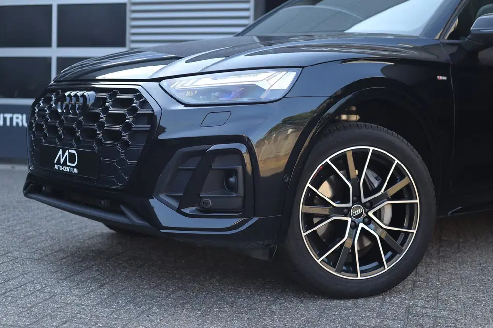 Audi Q5 55 TFSI e S-Line uit 2021, foto 16