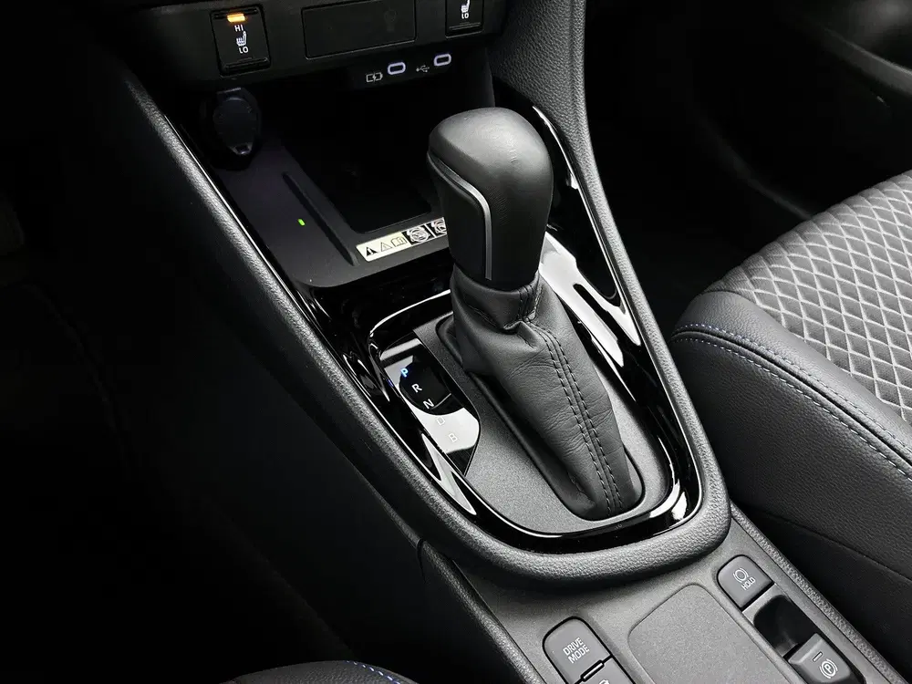 Toyota Yaris 1.5 Hybrid 130 Launch Edition uit 2024, foto 11