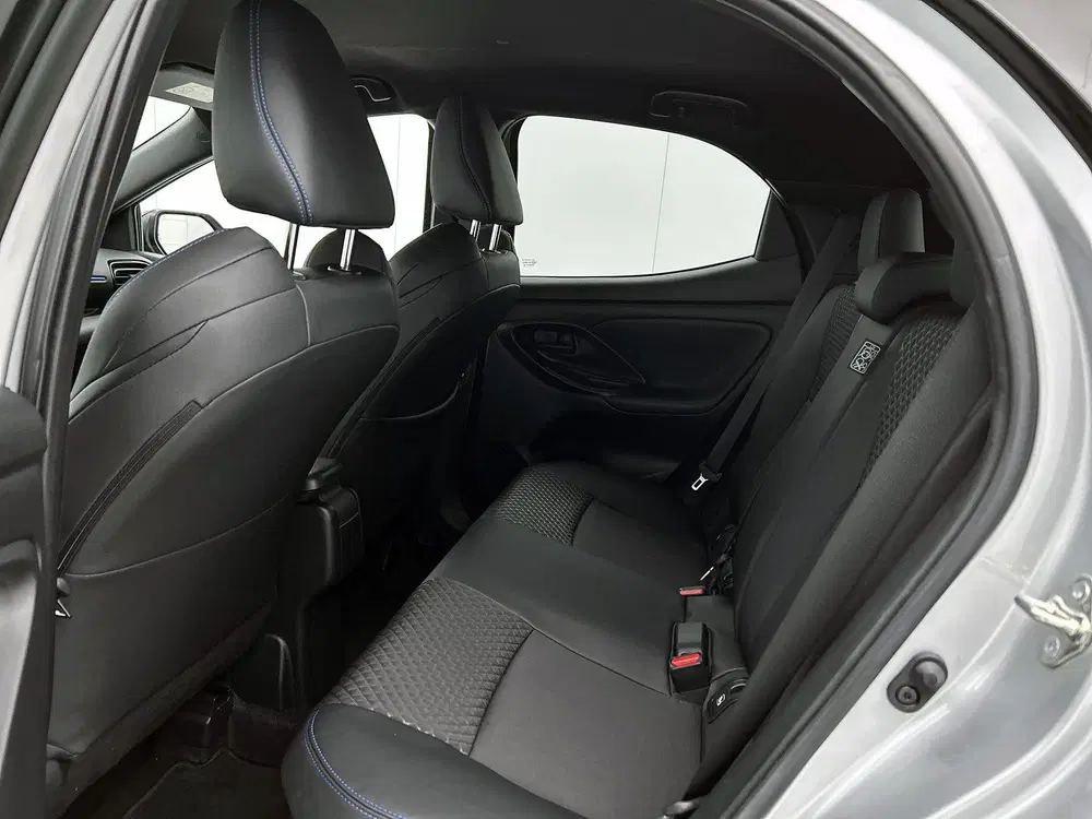 Toyota Yaris 1.5 Hybrid 130 Launch Edition uit 2024, foto 17
