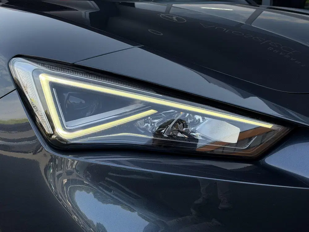 SEAT Leon 1.5 eTSI FR Pano uit 2022, foto 14