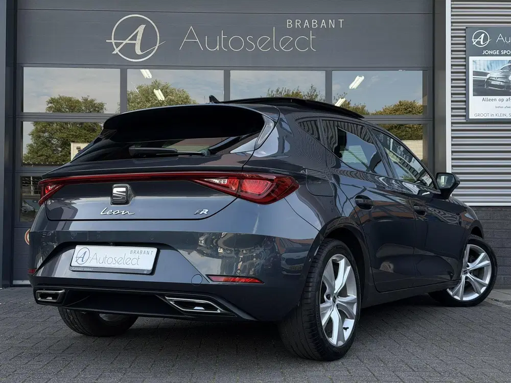 SEAT Leon 1.5 eTSI FR Pano uit 2022, foto 3
