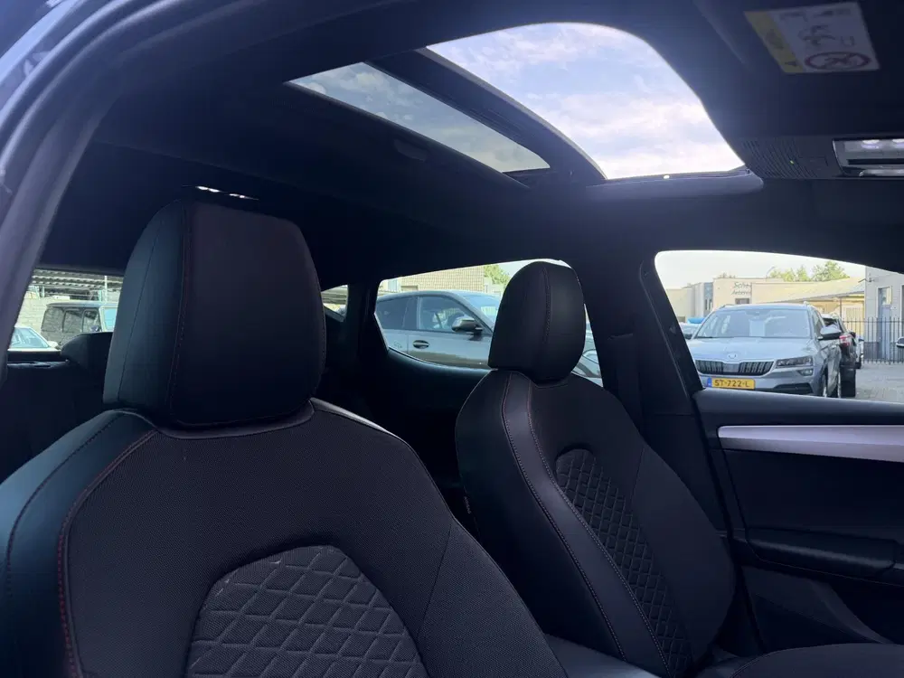 SEAT Leon 1.5 eTSI FR Pano uit 2022, foto 5