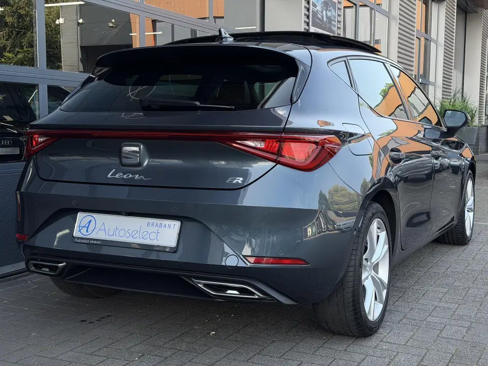 SEAT Leon 1.5 eTSI FR Pano uit 2022, foto 8