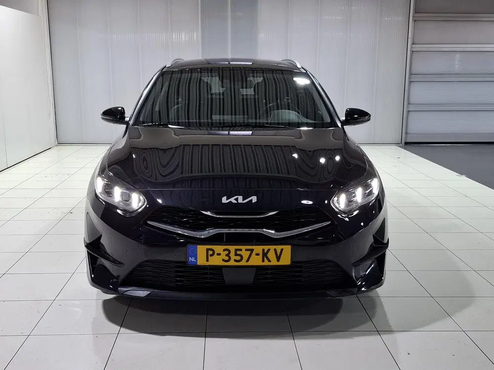 Kia Ceed 1.5 T-GDi DynamicPlusLine Stoel en Stuu uit 2022, foto 4
