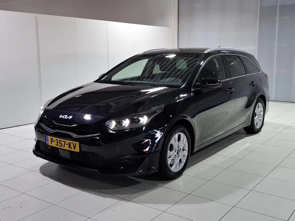 Kia Ceed 1.5 T-GDi DynamicPlusLine Stoel en Stuu uit 2022, foto 5