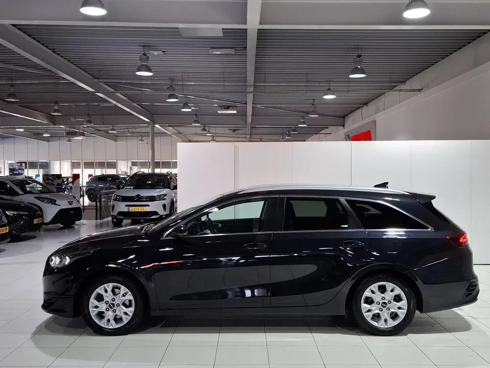 Kia Ceed 1.5 T-GDi DynamicPlusLine Stoel en Stuu uit 2022, foto 8