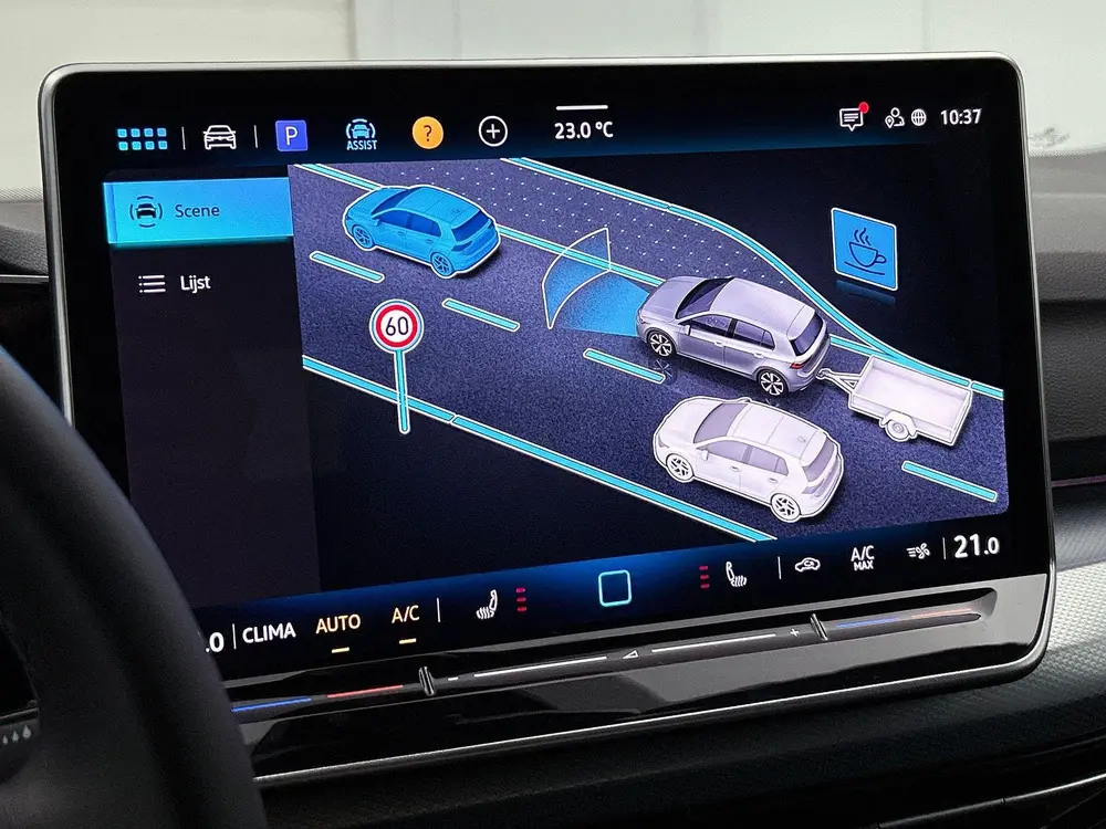 Volkswagen Golf 1.5 eTSI Black Line CAMERA | IQ Light + Gril uit 2025, foto 15