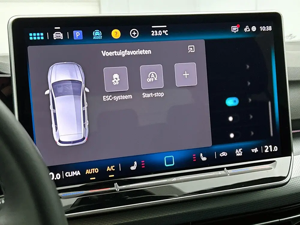 Volkswagen Golf 1.5 eTSI Black Line CAMERA | IQ Light + Gril uit 2025, foto 18