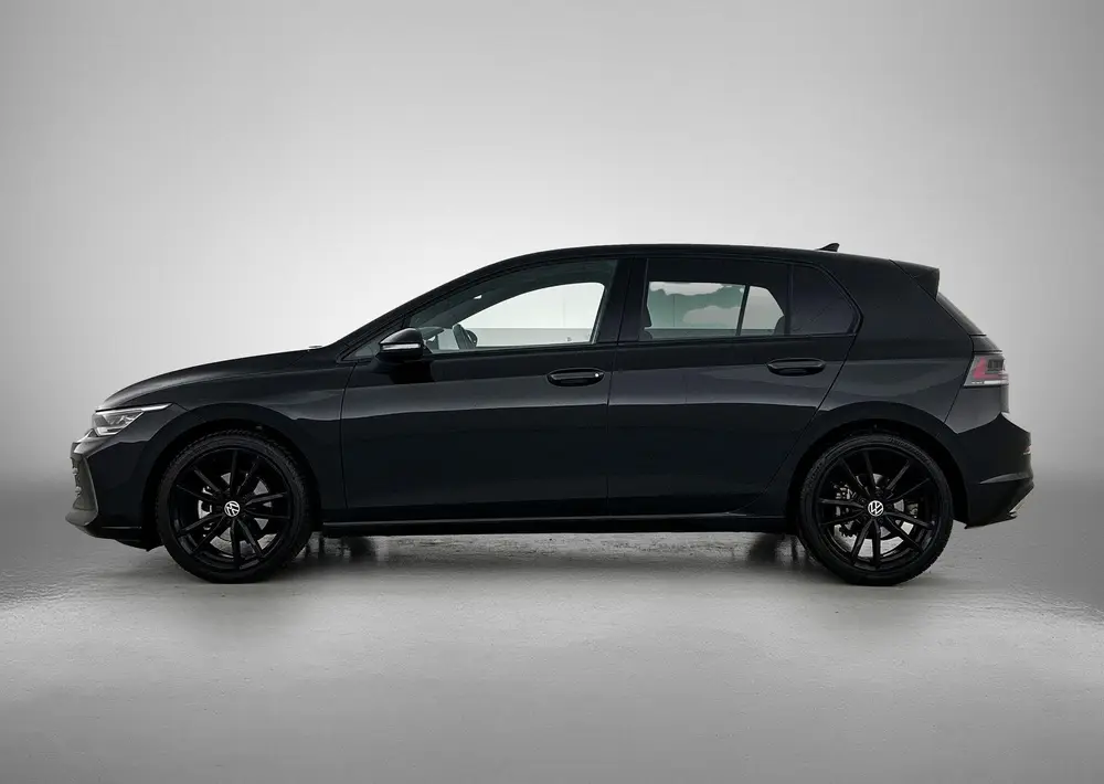 Volkswagen Golf 1.5 eTSI Black Line CAMERA | IQ Light + Gril uit 2025, foto 2
