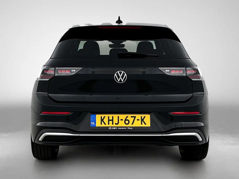 Volkswagen Golf 1.5 eTSI Black Line CAMERA | IQ Light + Gril uit 2025, foto 4
