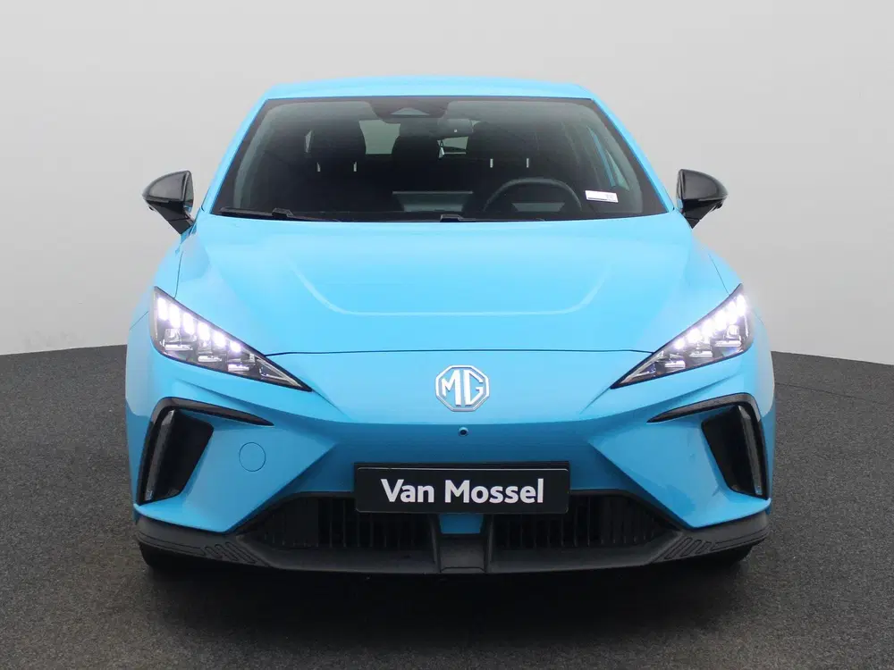 MG MG4 64 kWh Luxury uit 2023, foto 4