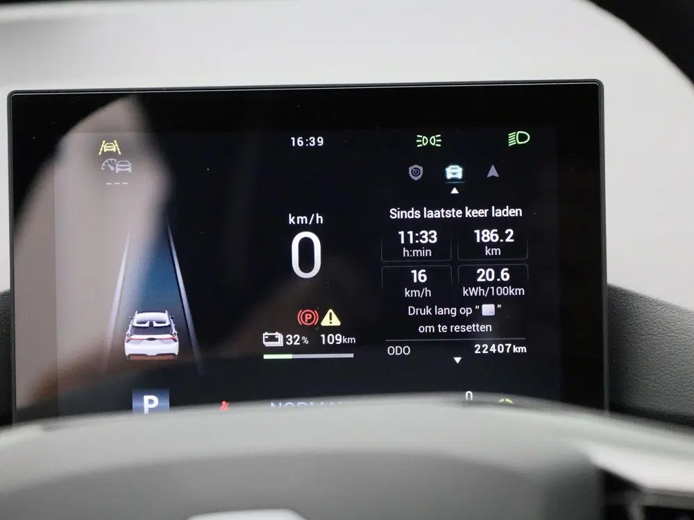 MG MG4 64 kWh Luxury uit 2023, foto 9