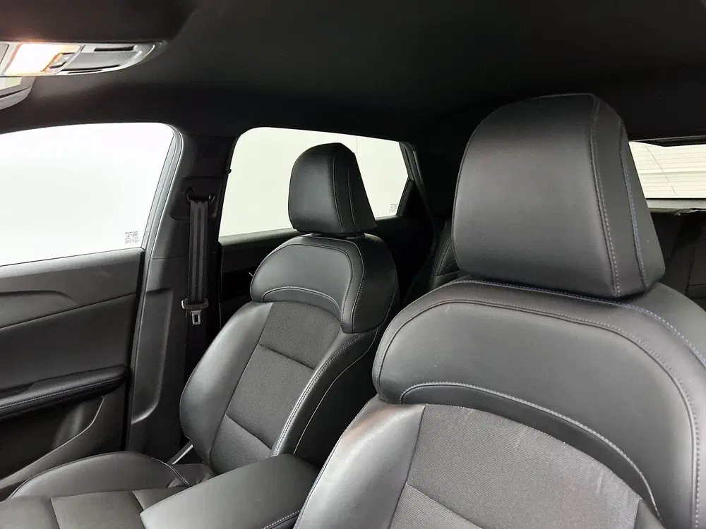 MG MG4 Luxury 64 kWh uit 2023, foto 11