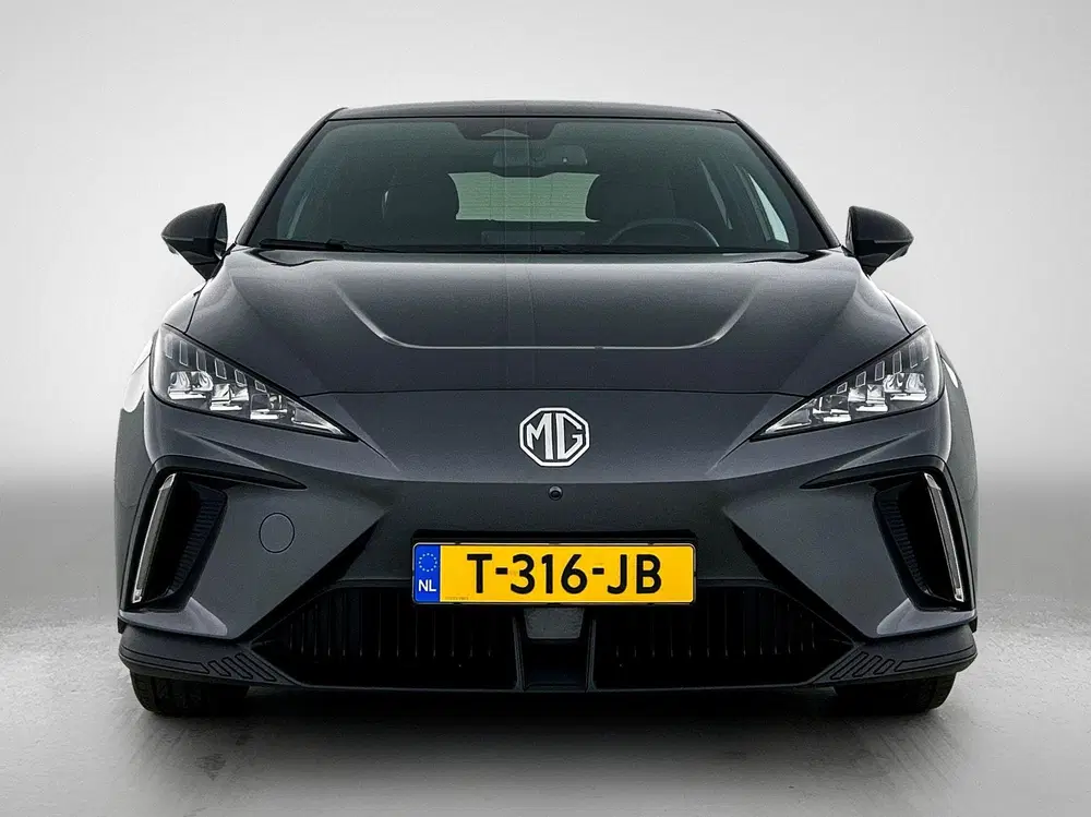 MG MG4 Luxury 64 kWh uit 2023, foto 6