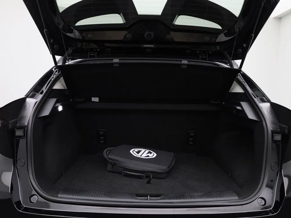 MG MG4 Luxury 64 kWh uit 2025, foto 15
