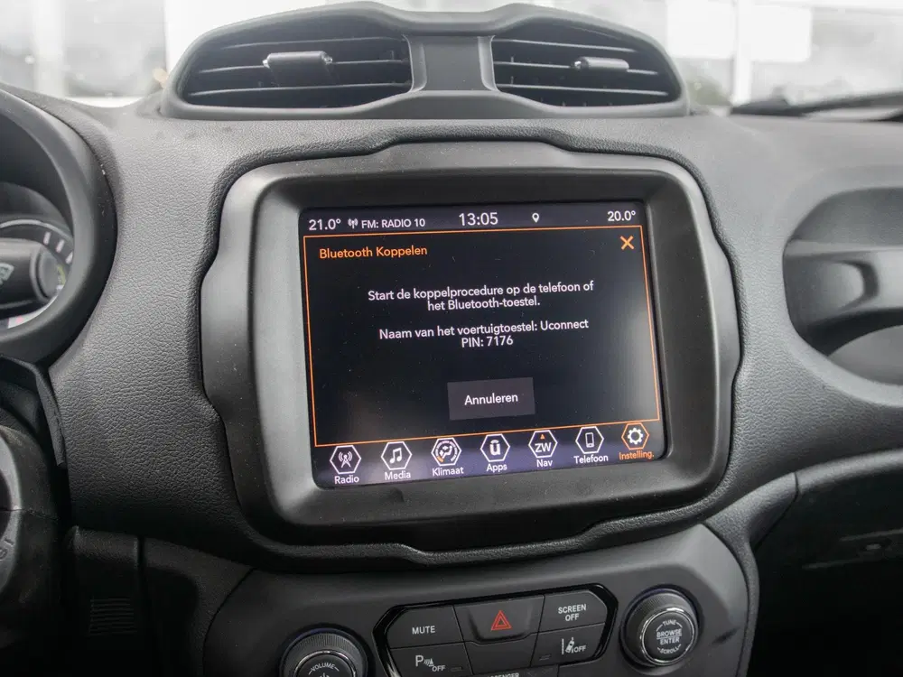Jeep Renegade 4xe 240 Plug-in Hybrid Electric New Upland uit 2023, foto 14