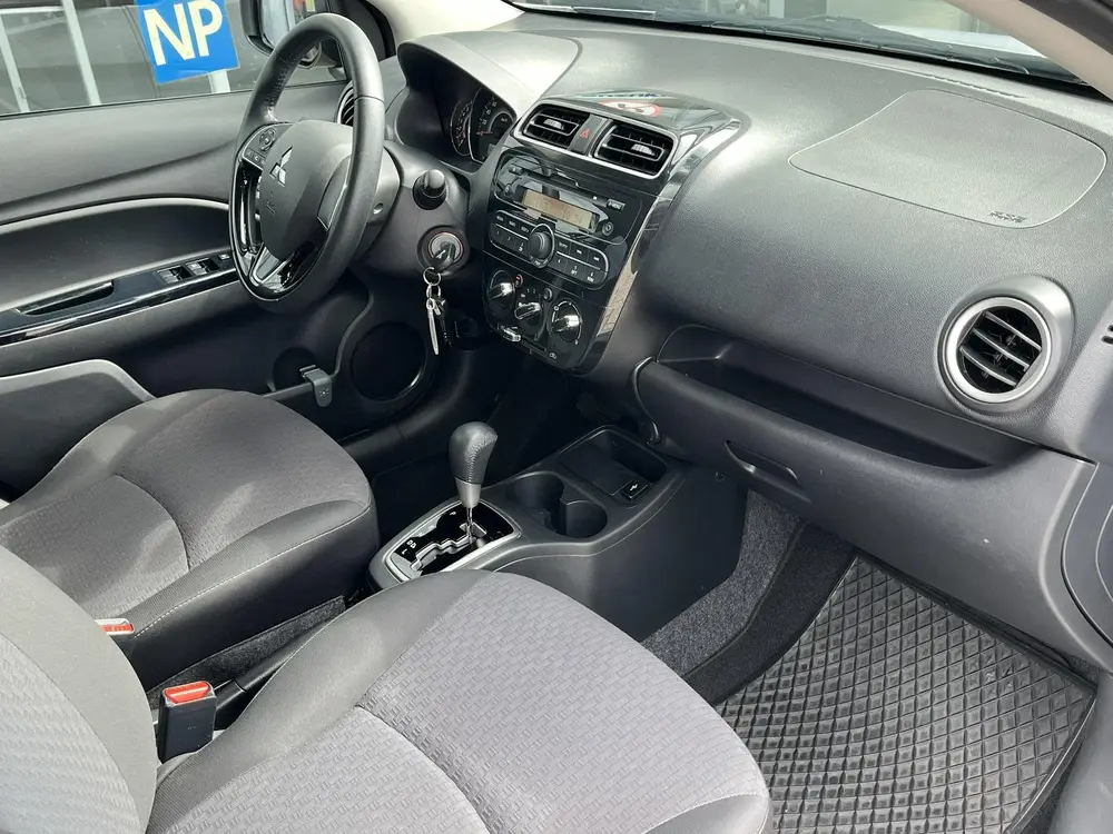 Mitsubishi Space Star 1.0 Intense Automaat uit 2019, foto 14