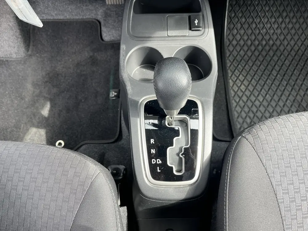 Mitsubishi Space Star 1.0 Intense Automaat uit 2019, foto 20