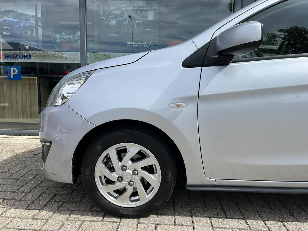 Mitsubishi Space Star 1.0 Intense Automaat uit 2019, foto 6