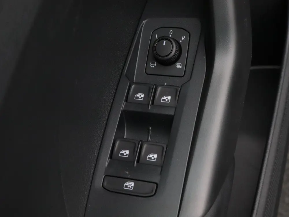 Volkswagen T-Cross Life Edition 1.0 TSI 95 PK | Stoelverwarm uit 2026, foto 16