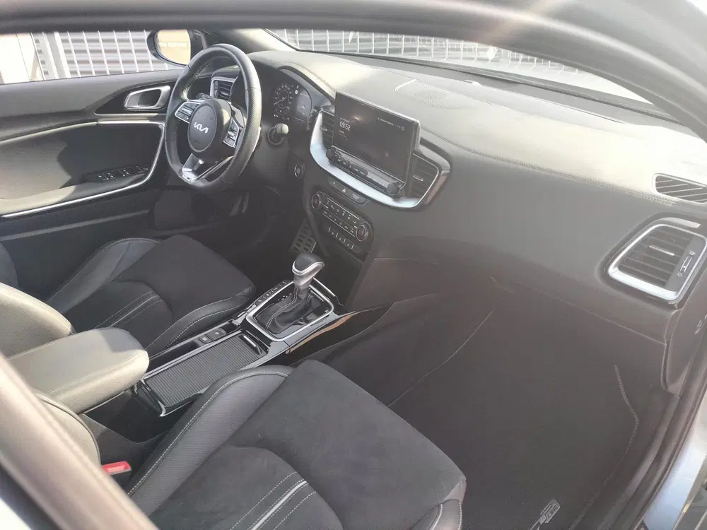 Kia ProCeed 1.5 T-GDi GT-Line NETTO DEAL FAMILIE- VAKA uit 2023, foto 13